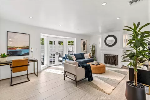 8963 Cynthia, West Hollywood, CA 90069