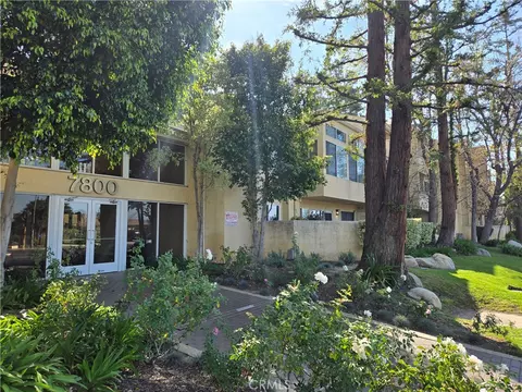 7800 Topanga Cyn #204, Canoga Park, CA 91304