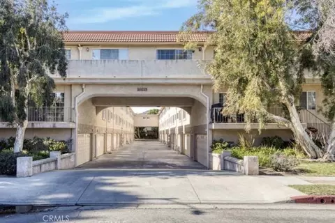 10215 Variel, Chatsworth, CA 91311