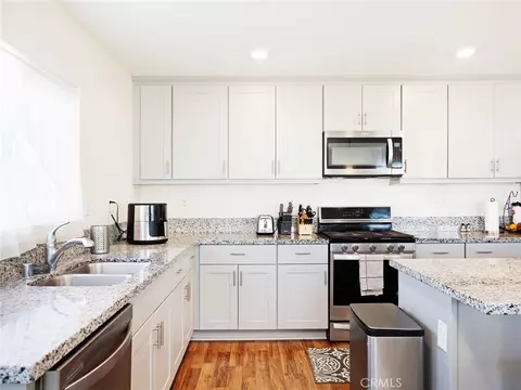 Kitchen - 2113 E Donatello St, Lancaster, CA 93535 photo 2 of 5