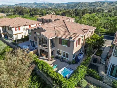 221 Morro #1, Simi Valley, CA 93065