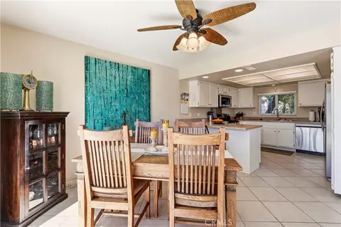 Dining - 4574 Gateshead, Oxnard, CA 93035 photo 2 of 4