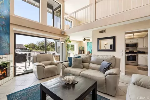 Living - 4574 Gateshead, Oxnard, CA 93035 photo 1 of 2