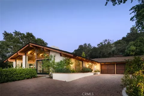 3620 River Farm Dr, Westlake Village, CA 91361