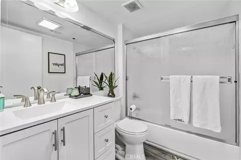6545 Reseda Blvd #6, Reseda, CA 91335 photo 14