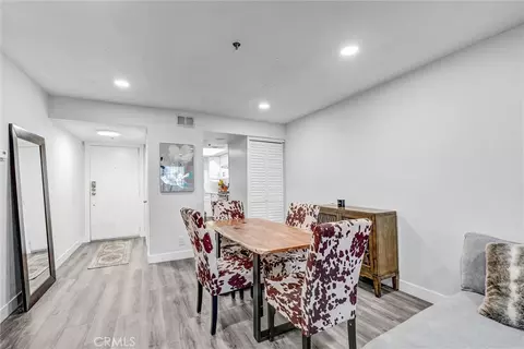 6545 Reseda Blvd #6, Reseda, CA 91335 photo 9