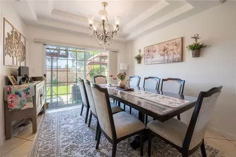Dining - 985 Brandon Ave, Simi Valley, CA 93065 photo 1 of 3