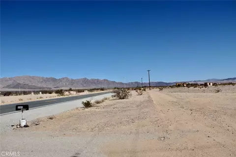 6281811 Amboy Rd, Twentynine Palms, CA 92277