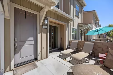 Exterior - 22886 Concord, Saugus, CA 91350 photo 1 of 3