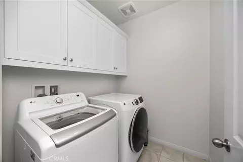 Other - 22886 Concord, Saugus, CA 91350 photo 17 of 19