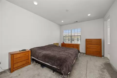Bedroom - 22886 Concord, Saugus, CA 91350 photo 2 of 8