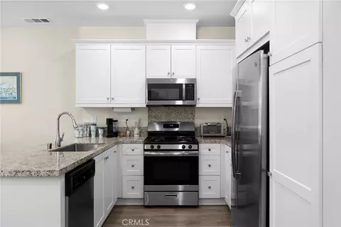 Kitchen - 22886 Concord, Saugus, CA 91350 photo 3 of 3