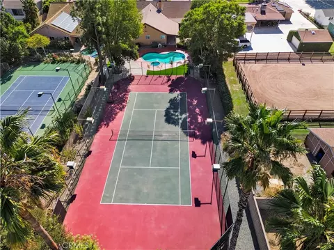 22329 Plummer St, Chatsworth, CA 91311