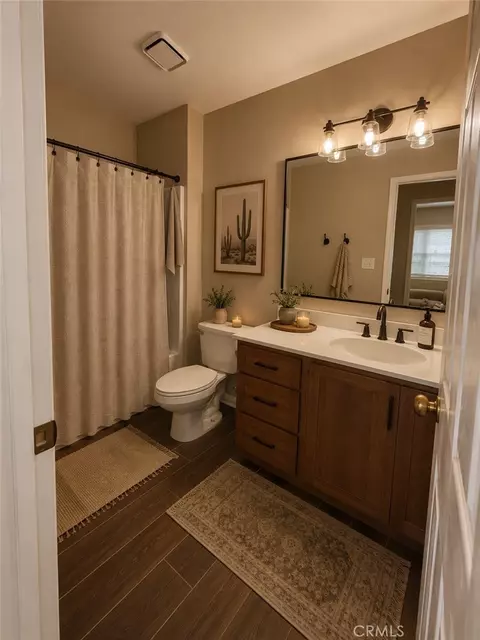 Bath - 5208 Opal, Palmdale, CA 93552 photo 2 of 2