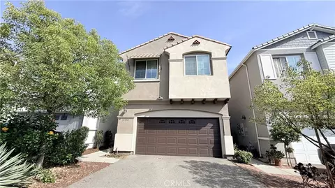 10250 Angel Ln, Pacoima, CA 91331