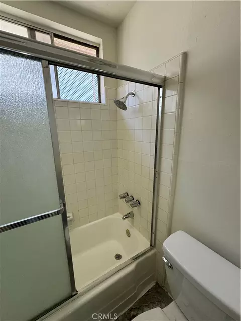 Bath - 7524 Haskell, Van Nuys, CA 91406 photo 1 of 1