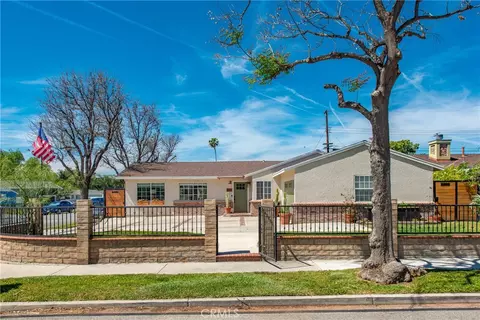 2041 Lupin St, Simi Valley, CA 93065