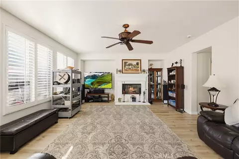 Living - 19721 Mathilde Ln, Saugus, CA 91350 photo 3 of 5