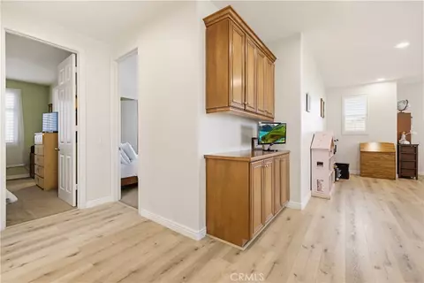 Entry Way - 19721 Mathilde Ln, Saugus, CA 91350 photo 6 of 6