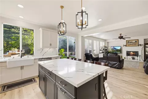 Kitchen - 19721 Mathilde Ln, Saugus, CA 91350 photo 9 of 9