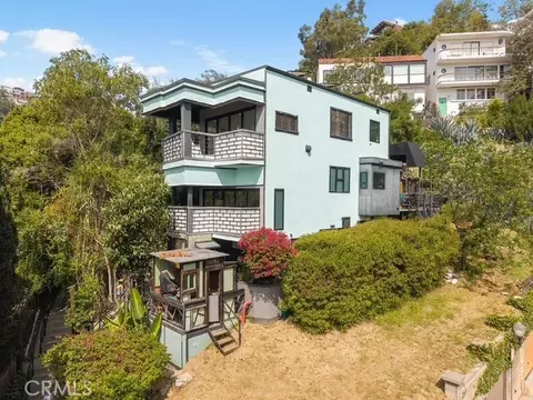 6869 Los Altos, Los Angeles, CA 90068