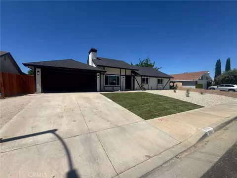 37863 17th St E, Palmdale, CA 93550