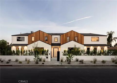 15202 Hesby St, Sherman Oaks, CA 91403