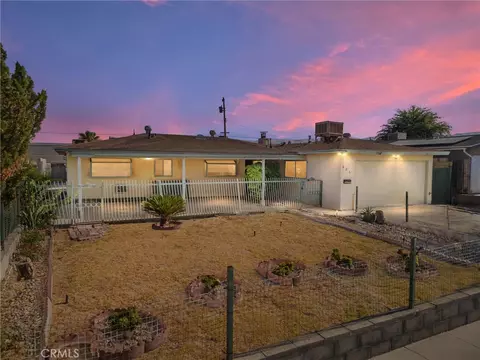 205 Suzanne Ln, Taft, CA 93268