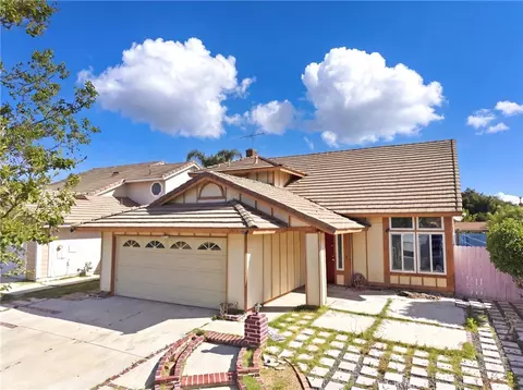 1813 Chesapeake Way, Corona, CA 92878