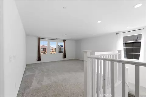 Living - 43869 Hampton, Lancaster, CA 93536 photo 3 of 4