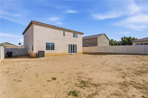Exterior - 43869 Hampton, Lancaster, CA 93536 photo 3 of 3