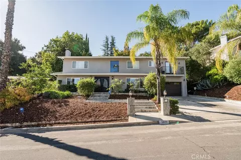 3325 Alginet, Encino, CA 91436