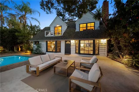 8615 Skyline Dr, Los Angeles, CA 90046