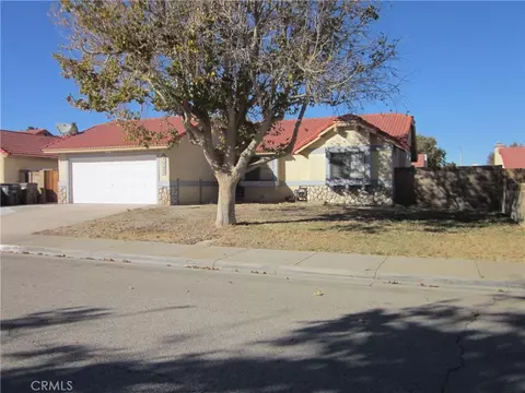 1021 Brianna, Lancaster, CA 93535