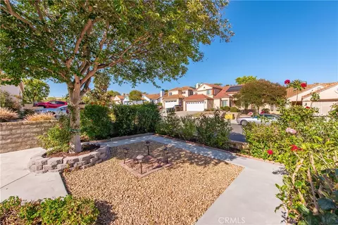 Exterior - 2515 Callahan Ave, Simi Valley, CA 93065 photo 3 of 16