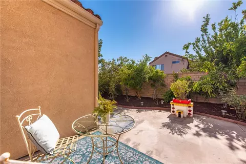 Exterior - 2515 Callahan Ave, Simi Valley, CA 93065 photo 4 of 16