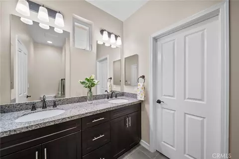 Entry Way - 4066 Aurora, Piru, CA 93040 photo 1 of 1