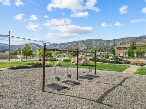 Exterior - 4066 Aurora, Piru, CA 93040 photo 11 of 12