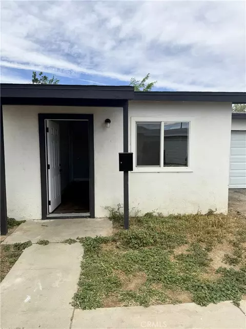 Exterior - 45445 Cedar Ave, Lancaster, CA 93534 photo 2 of 3