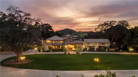 16450 Alamo Cyn, Canyon Country, CA 91387