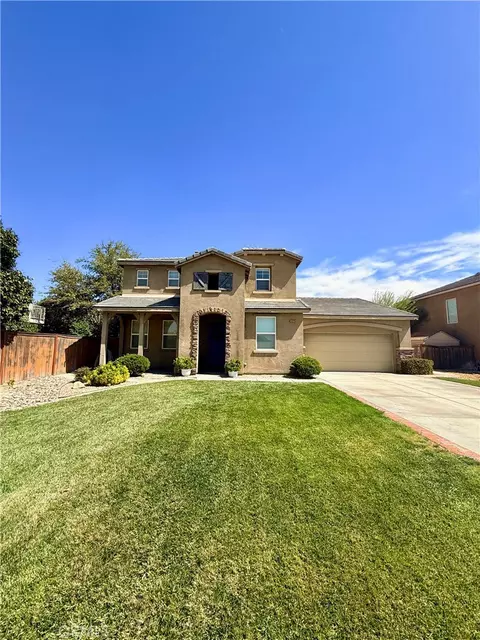 2274 Dwight Ct, Rosamond, CA 93560