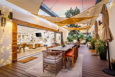 11645 Woodbridge St, Studio City, CA 91604