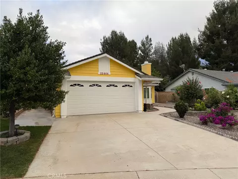 22464 Smiley Ct, Saugus, CA 91350