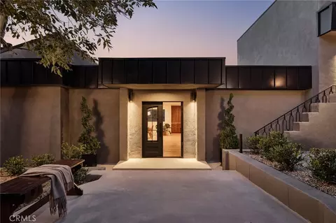 3250 Coldwater Cyn, Studio City, CA 91604