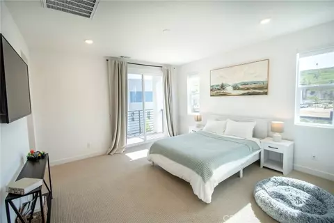 Bedroom - 26857 Laurel Mountain Loop, Valencia, CA 91381 photo 1 of 3
