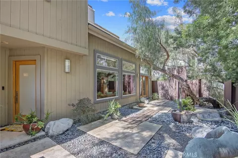 4109 Empis St, Woodland Hills, CA 91364