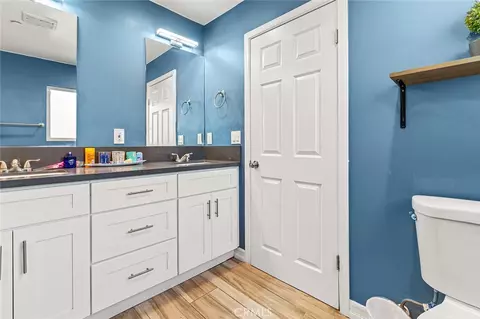 Bath - 47867 80th W, Lancaster, CA 93536 photo 5 of 9