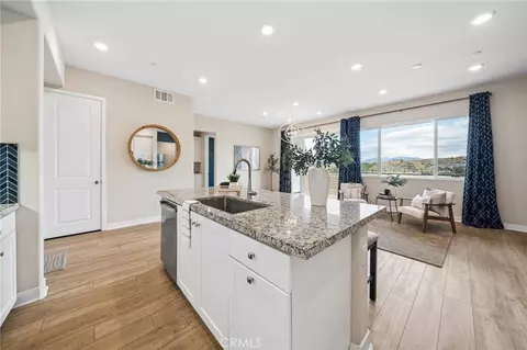 27466 Mercantile Ct #205, Valencia, CA 91381