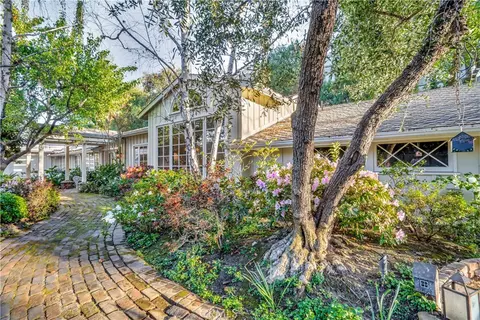 17420 Rancho, Encino, CA 91316