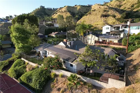 View/Area - 924 Irving Dr, Burbank, CA 91504 photo 7 of 7